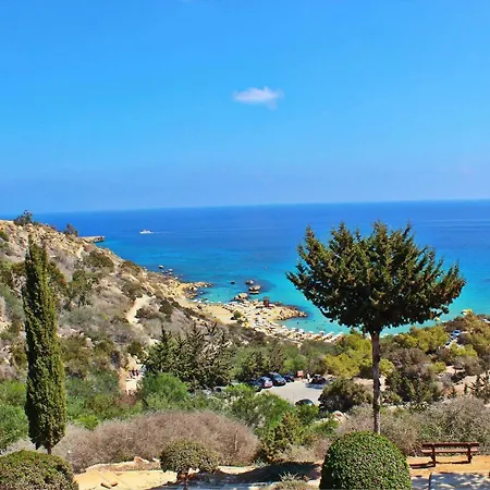 Aparthotel Konnos Bay 3*