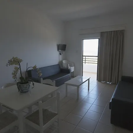 Konnos Bay 公寓式酒店