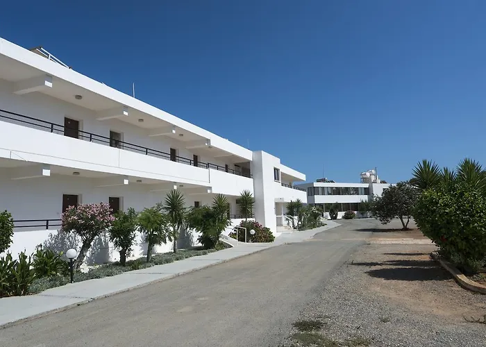 Aparthotel Konnos Bay