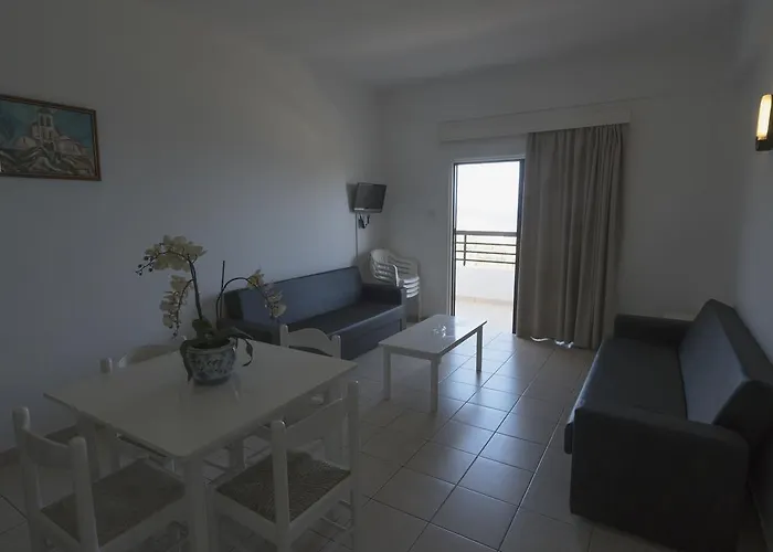 Konnos Bay Aparthotel