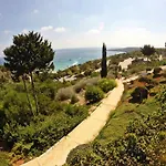 Konnos Bay
